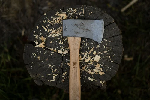 Axe throwing venue